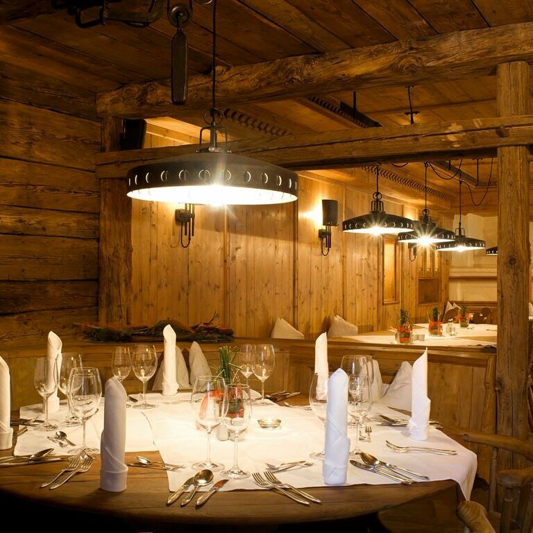 Bauernstube im Hotel Gasthof Hinteregger Bauernstube im Hotel Gasthof Hinteregger