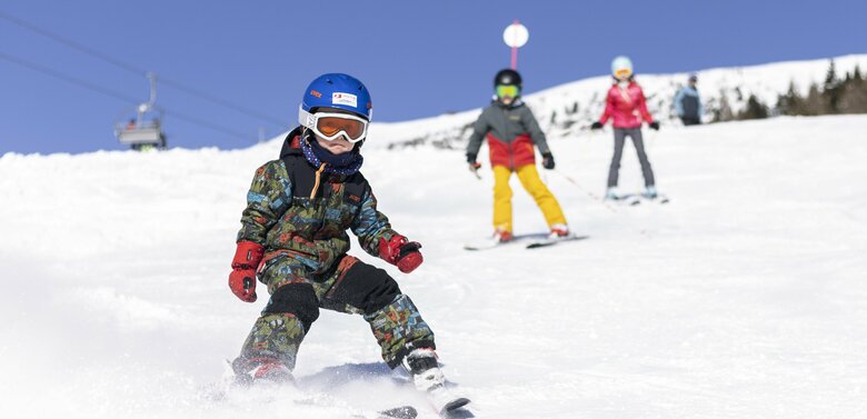 Auch die Kleinen haben Riesenspaß beim Skifahren am Zettersfeld