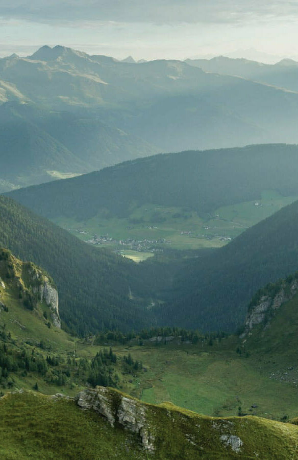 Ausblick vom Osttiroler Berg ins Tal