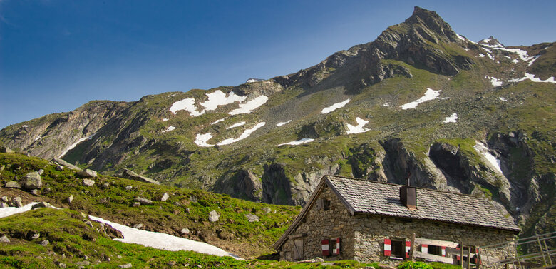 Essener-Rostocker-Hütte Essener-Rostocker-Hütte Blick Richtung Türml