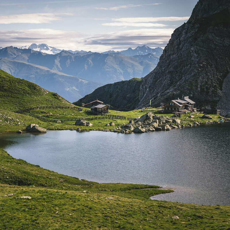 Obstanser See mit Huette Obstanser See mit Huette