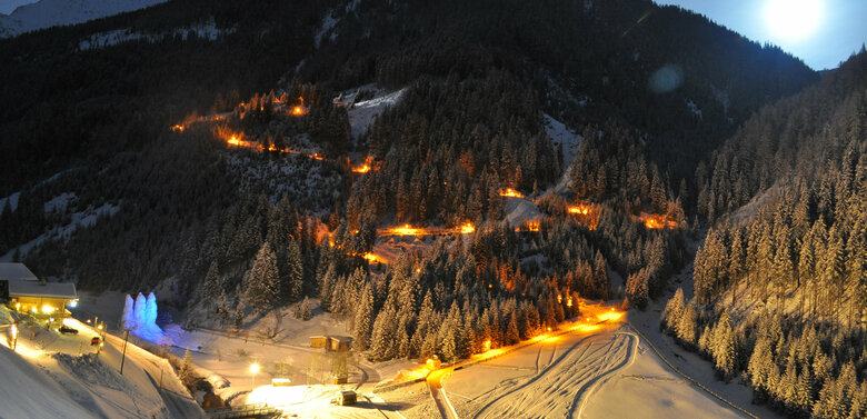 Rodelbahn Tilliachalmweg Winkeltal Reiterstube Rodelbahn Tilliachalmweg Winkeltal Reiterstube