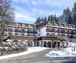 Alpenhotel Weitlanbrunn